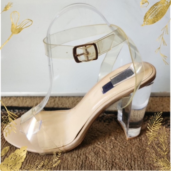 STEVE MADDEN "CAMILLE " LUCITE ANKLE STRAP SANDALS - Picture 5 of 8